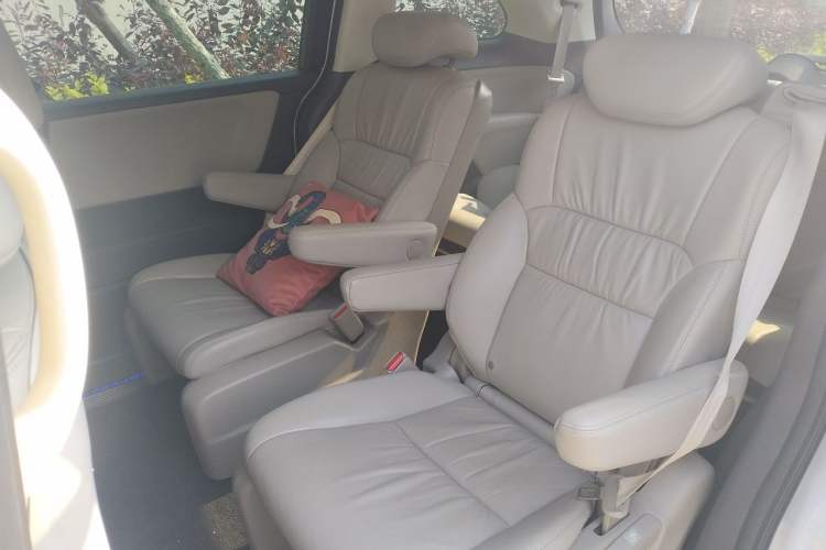 Used Honda Odyssey 2017 2.4L Luxury Edition Left Rear Seat