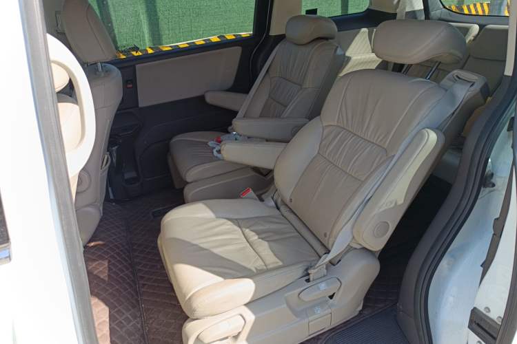 Used Honda Odyssey 2017 2.4L Luxury Edition Left Rear Seat