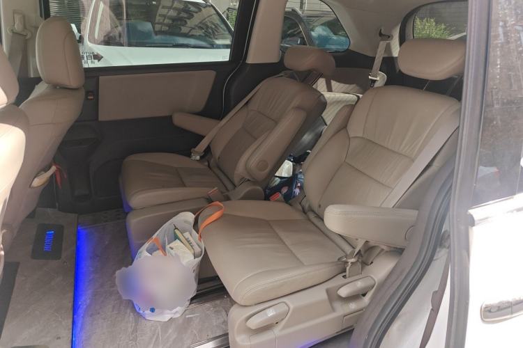 Used Honda Odyssey 2017 2.4L Luxury Edition Left Rear Seat