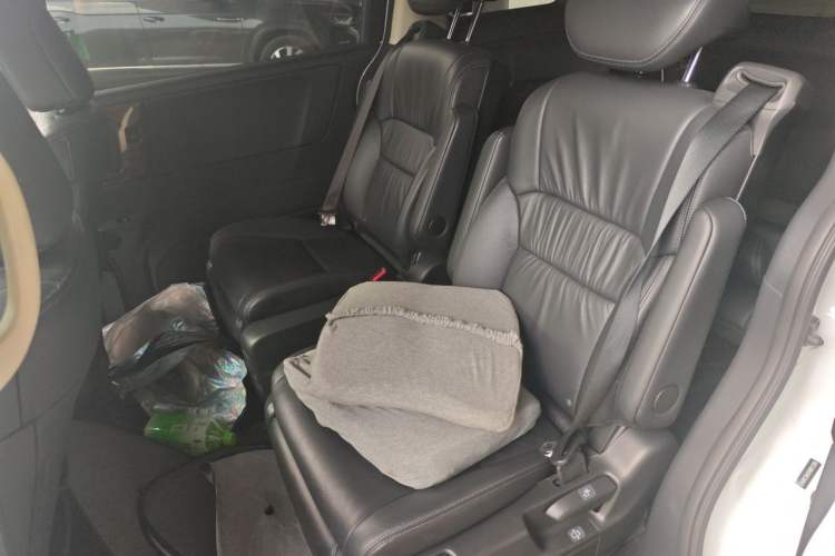 Used Honda Odyssey 2017 2.4L Smart Edition Left Rear Seat
