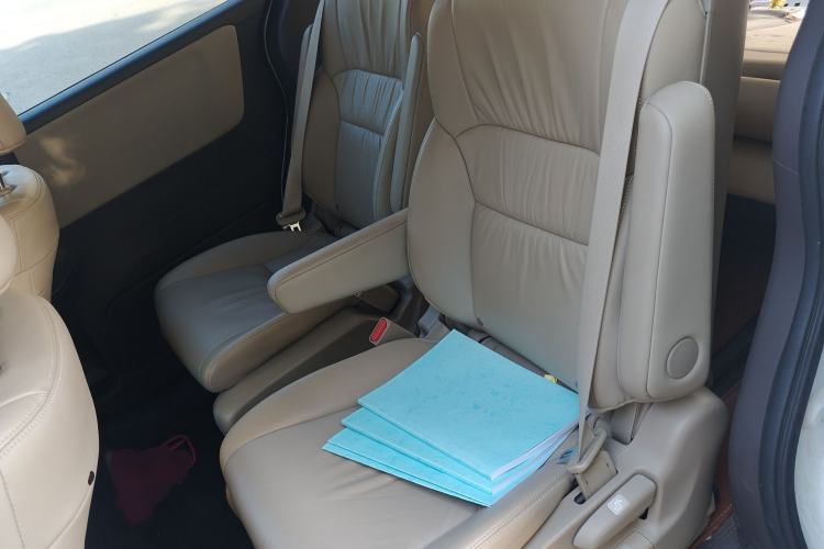 Used Honda Odyssey 2017 2.4L Luxury Edition Left Rear Seat