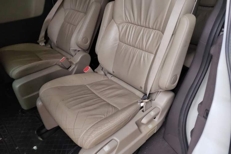 Used Honda Odyssey 2017 2.4L Luxury Edition Left Rear Seat
