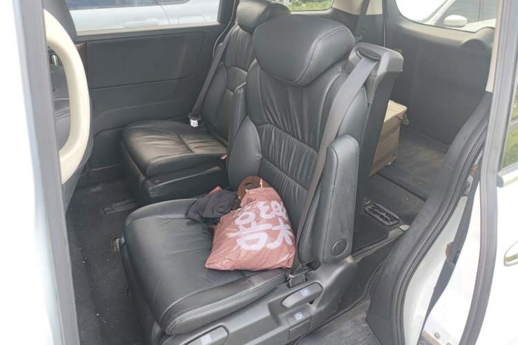 Used Honda Odyssey 2017 2.4L Smart Edition Left Rear Seat