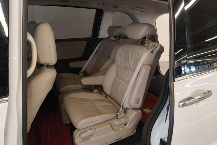 Used Honda Odyssey 2017 2.4L Luxury Edition Left Rear Seat