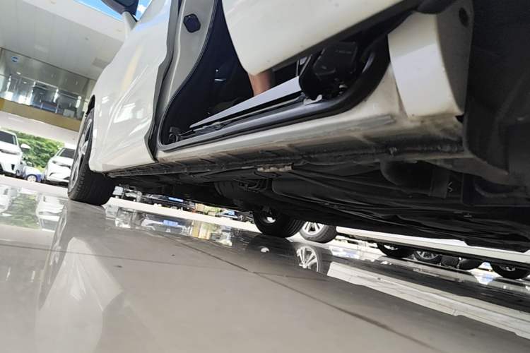 Used Honda Odyssey 2017 2.4L Smart Edition Left Side Sill
