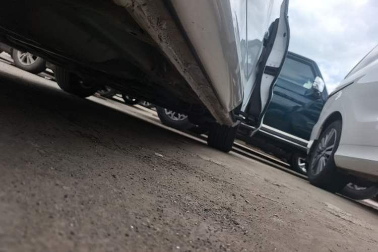Used Honda Odyssey 2017 2.4L Comfort Edition Left Side Sill