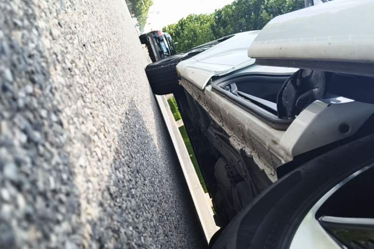 Used Honda Odyssey 2017 2.4L Smart Edition Left Side Sill
