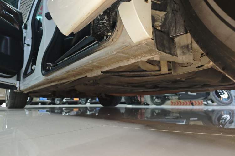 Used Honda Odyssey 2017 2.4L Smart Edition Left Side Sill