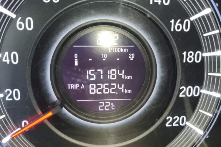 Used Honda Odyssey 2017 2.4L Smart Edition Odometer Close Up