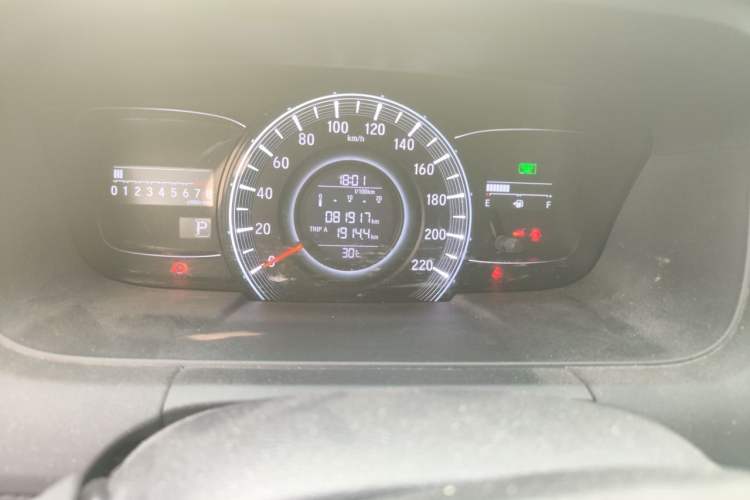 Used Honda Odyssey 2017 2.4L Smart Edition Odometer Close Up