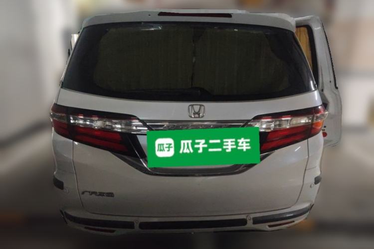 Used Honda Odyssey 2017 2.4L Luxury Edition Rear