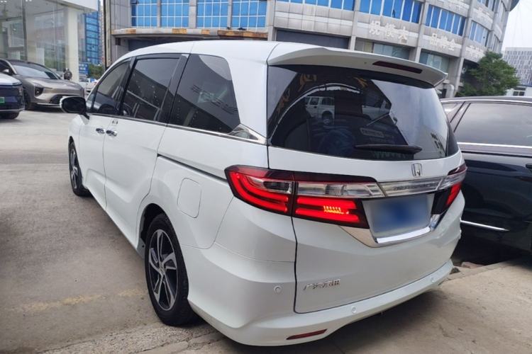 Used Honda Odyssey 2017 2.4L Luxury Edition Rear Left 45 Deg