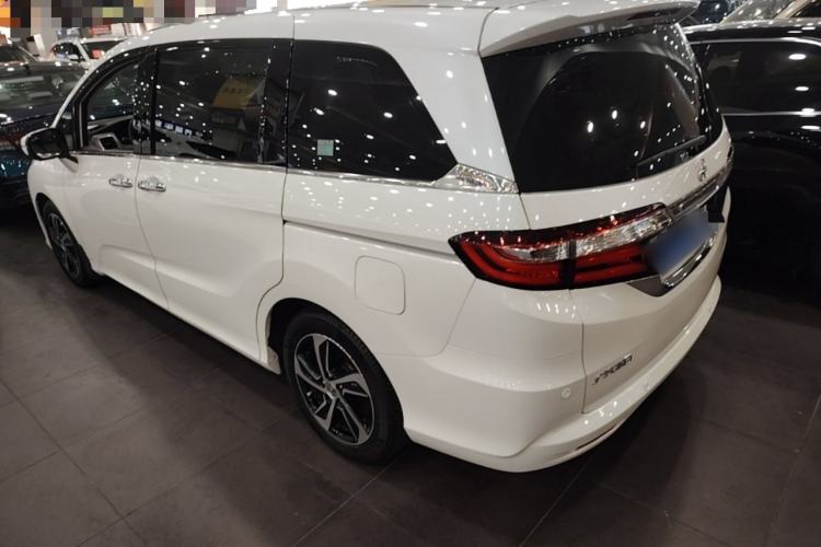 Used Honda Odyssey 2017 2.4L Luxury Edition Rear Left 45 Deg