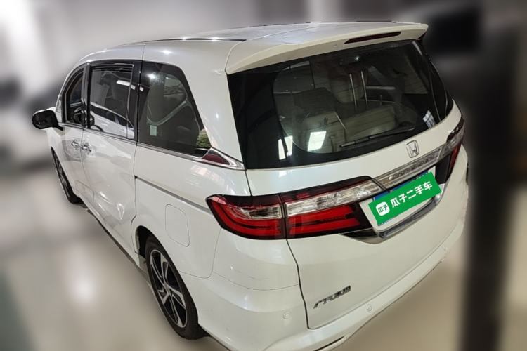 Used Honda Odyssey 2017 2.4L Luxury Edition Rear Left 45 Deg