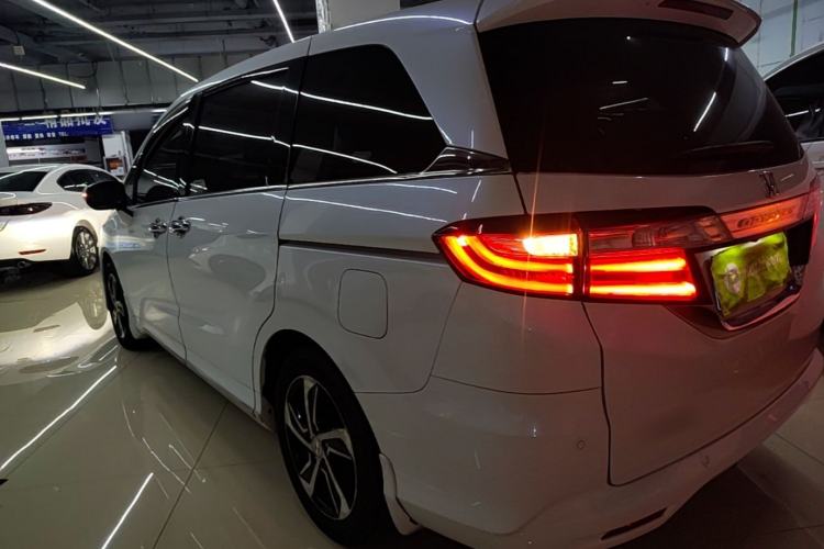 Used Honda Odyssey 2017 2.4L Smart Edition Rear Left 45 Deg