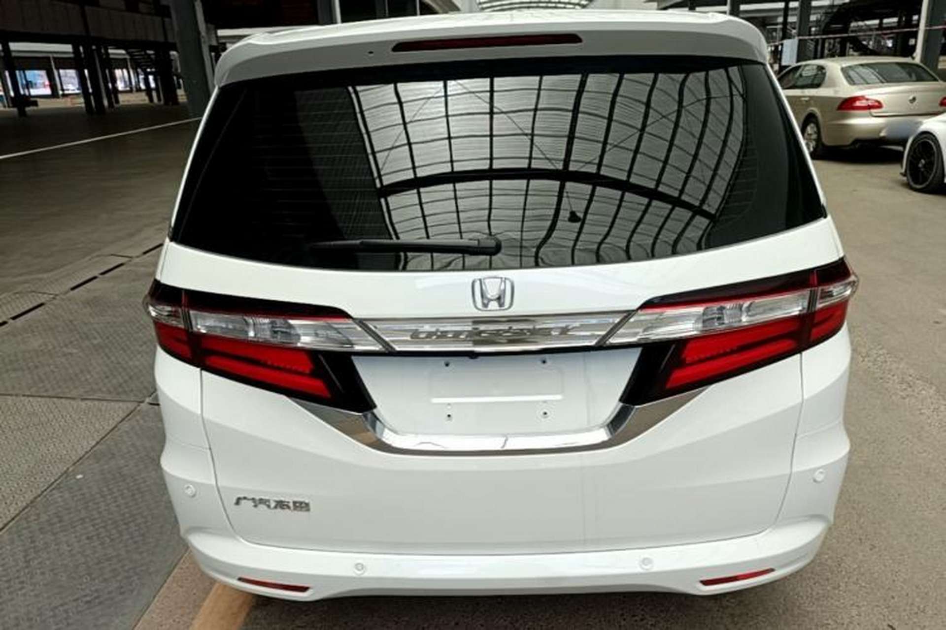 Used Honda Odyssey 2017 2.4L Luxury Edition Rear