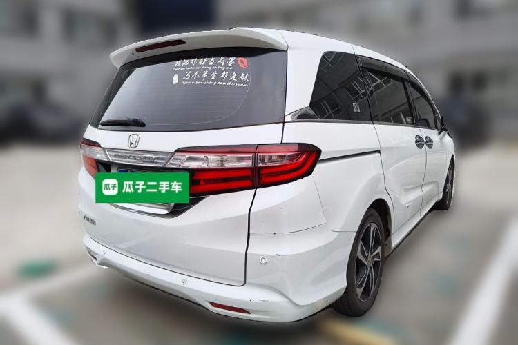 Used Honda Odyssey 2017 2.4L Luxury Edition Rear Right 45 Deg