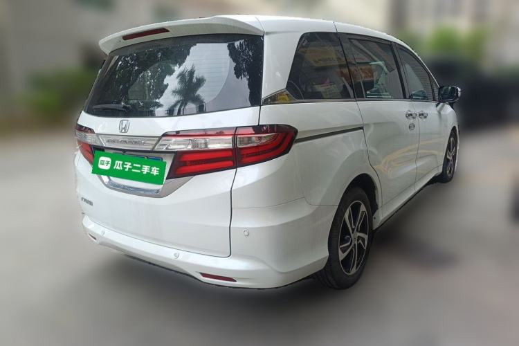 Used Honda Odyssey 2017 2.4L Luxury Edition Rear Right 45 Deg