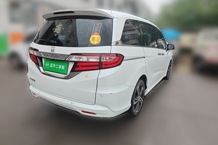 Used Honda Odyssey 2017 2.4L Luxury Edition Rear Right 45 Deg