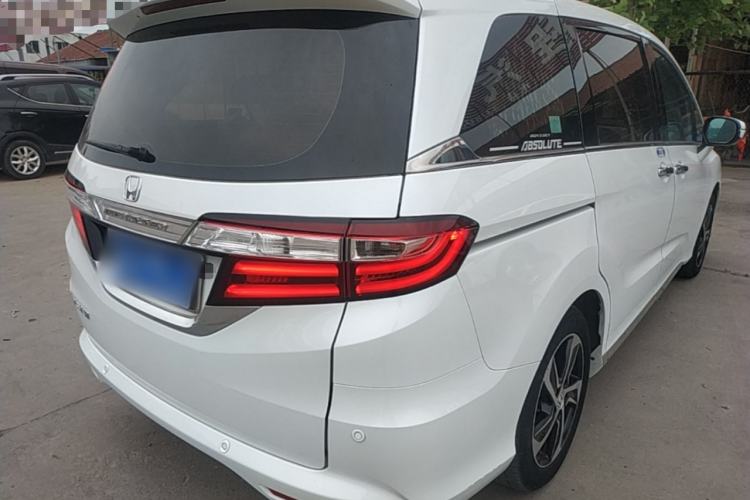 Used Honda Odyssey 2017 2.4L Luxury Edition Rear Right 45 Deg
