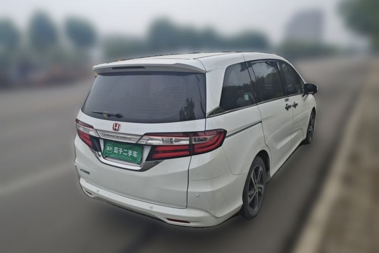 Used Honda Odyssey 2017 2.4L Luxury Edition Rear Right 45 Deg
