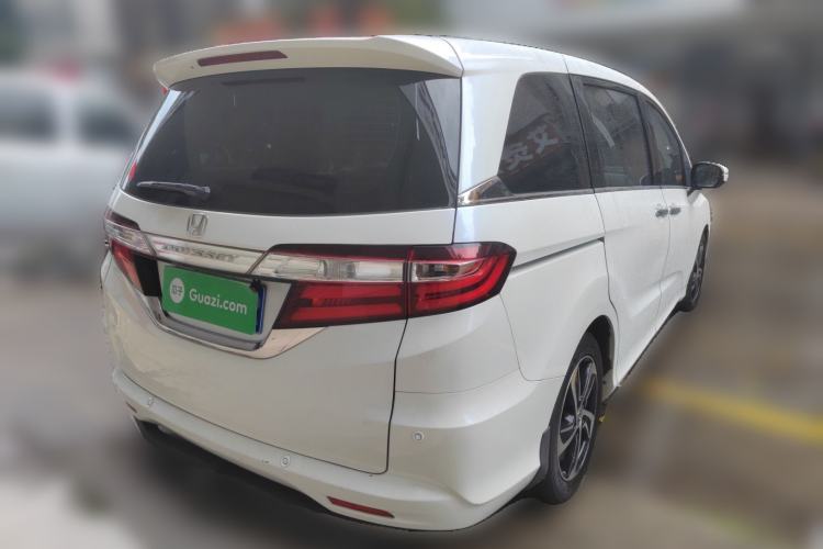 Used Honda Odyssey 2017 2.4L Luxury Edition Rear Right 45 Deg