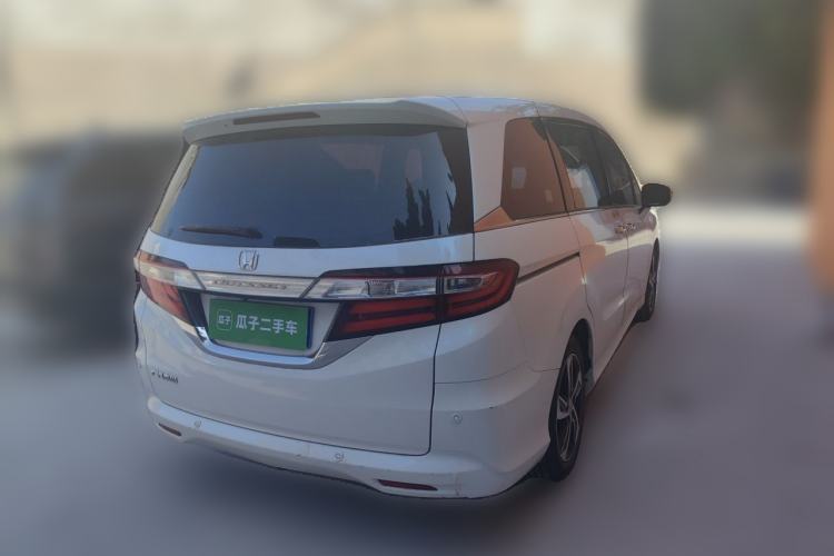 Used Honda Odyssey 2017 2.4L Luxury Edition Rear Right 45 Deg