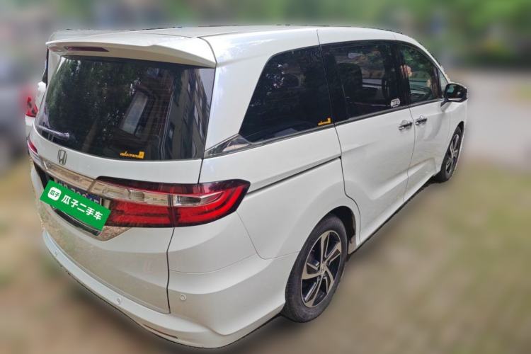 Used Honda Odyssey 2017 2.4L Luxury Edition Rear Right 45 Deg