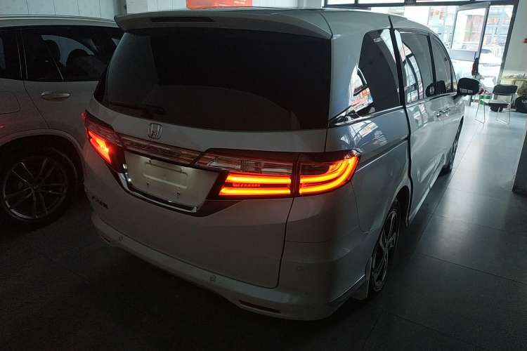 Used Honda Odyssey 2017 2.4L Smart Edition Rear Right 45 Deg