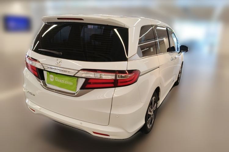 Used Honda Odyssey 2017 2.4L Luxury Edition Rear Right 45 Deg
