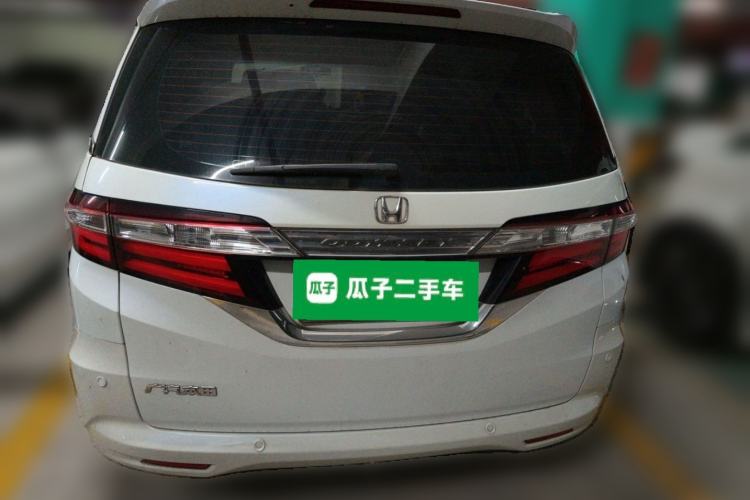 Used Honda Odyssey 2017 2.4L Luxury Edition Rear