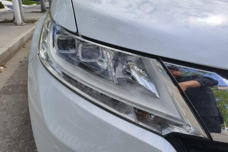 Used Honda Odyssey 2017 2.4L Smart Edition Right Front Headlight