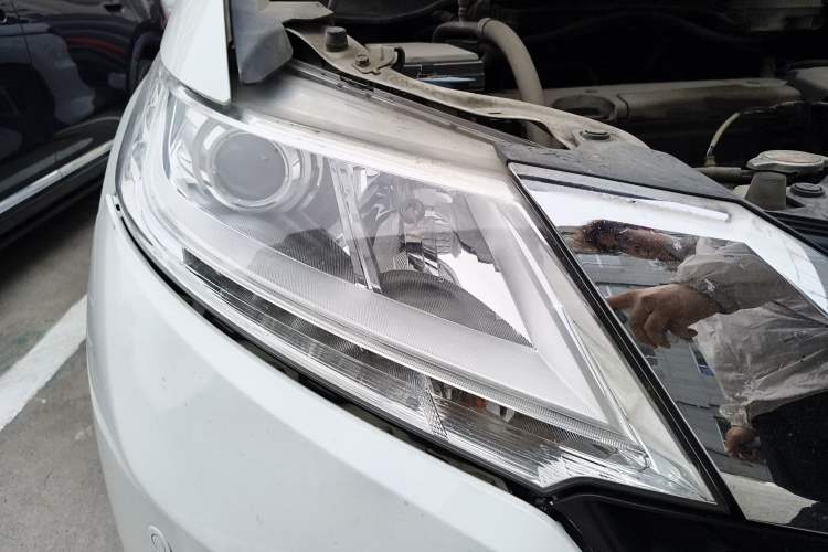 Used Honda Odyssey 2017 2.4L Luxury Edition Right Front Headlight