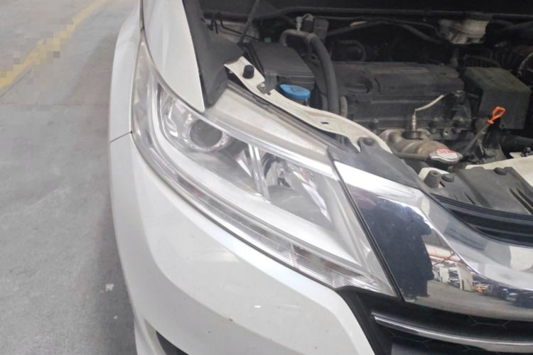Used Honda Odyssey 2017 2.4L Comfort Edition Right Front Headlight