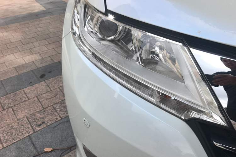 Used Honda Odyssey 2017 2.4L Luxury Edition Right Front Headlight