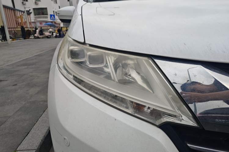 Used Honda Odyssey 2017 2.4L Smart Edition Right Front Headlight