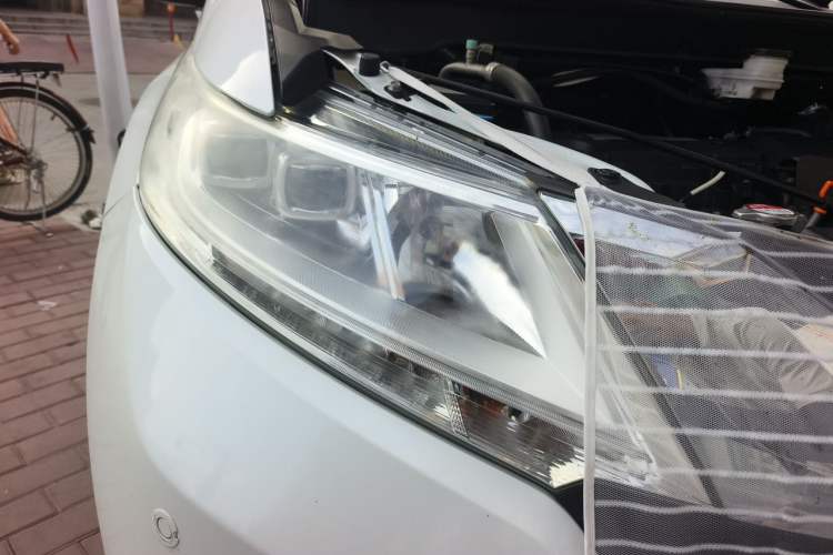 Used Honda Odyssey 2017 2.4L Smart Edition Right Front Headlight