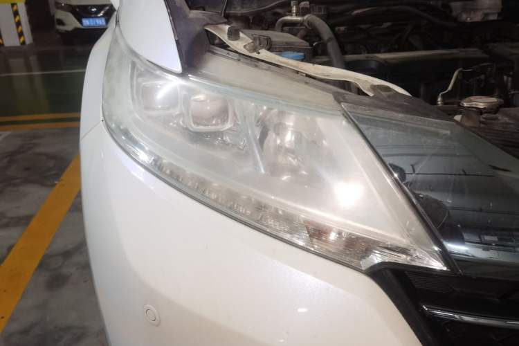 Used Honda Odyssey 2017 2.4L Smart Edition Right Front Headlight