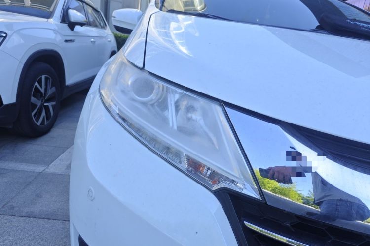 Used Honda Odyssey 2017 2.4L Luxury Edition Right Front Headlight