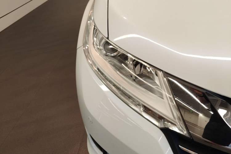 Used Honda Odyssey 2017 2.4L Luxury Edition Right Front Headlight