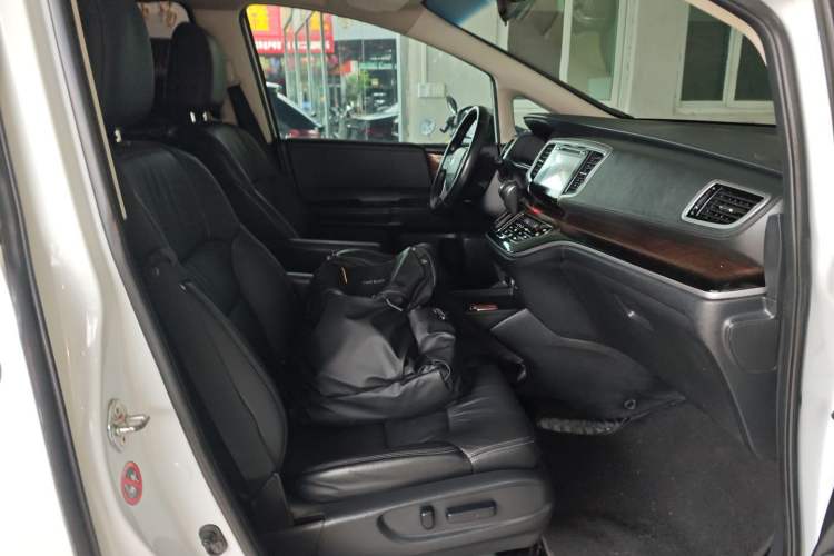 Used Honda Odyssey 2017 2.4L Smart Edition Right Front Seat