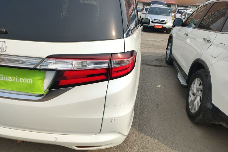 Used Honda Odyssey 2017 2.4L Smart Edition Right Rear Taillight
