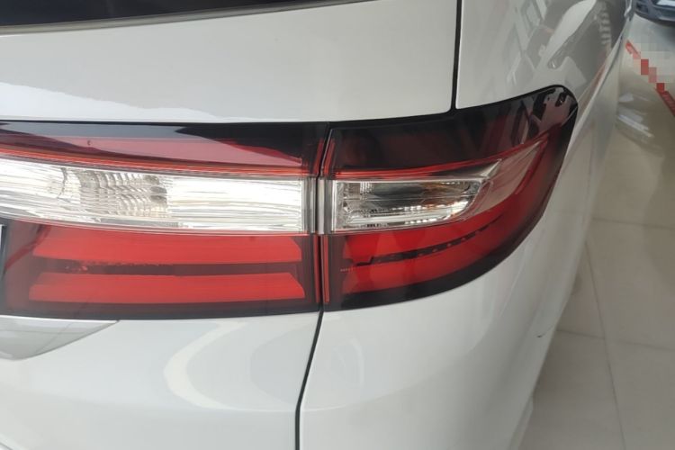 Used Honda Odyssey 2017 2.4L Smart Edition Right Rear Taillight