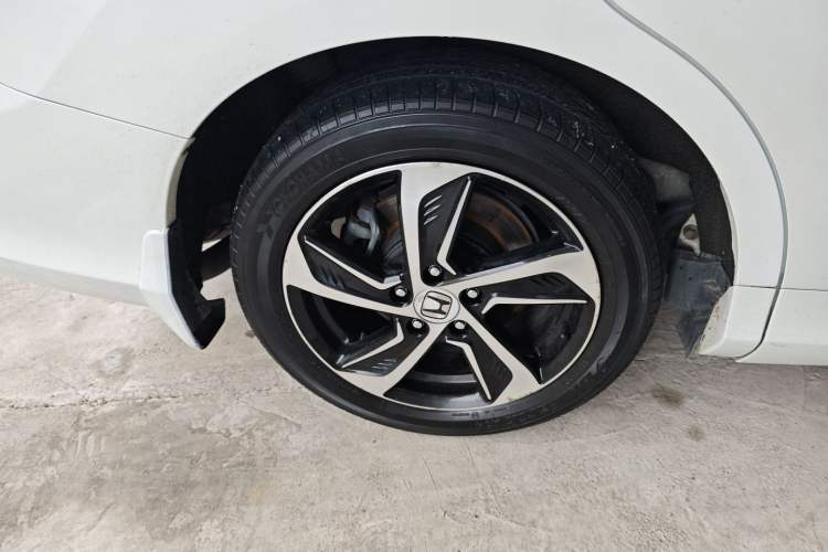 Used Honda Odyssey 2017 2.4L Smart Edition Right Rear Wheel Hub