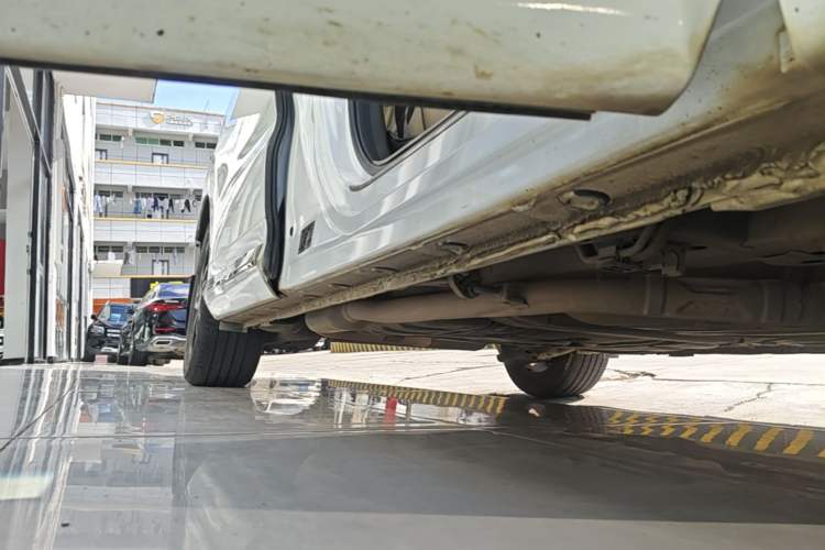 Used Honda Odyssey 2017 2.4L Luxury Edition Right Side Sill