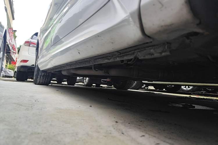 Used Honda Odyssey 2017 2.4L Luxury Edition Right Side Sill