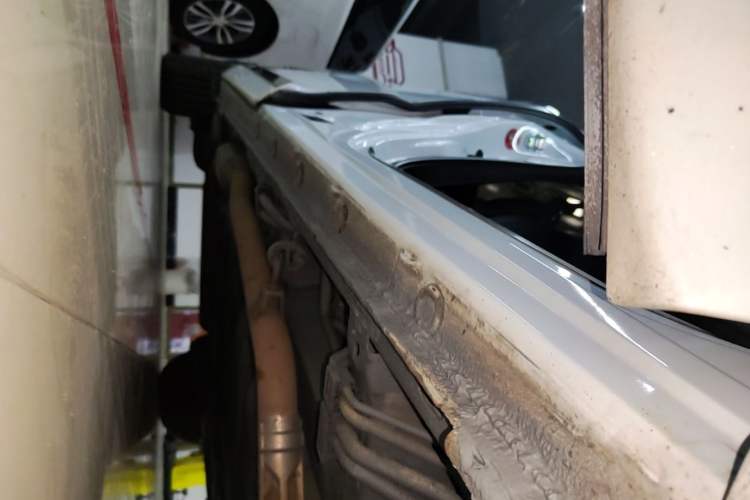 Used Honda Odyssey 2017 2.4L Smart Edition Right Side Sill