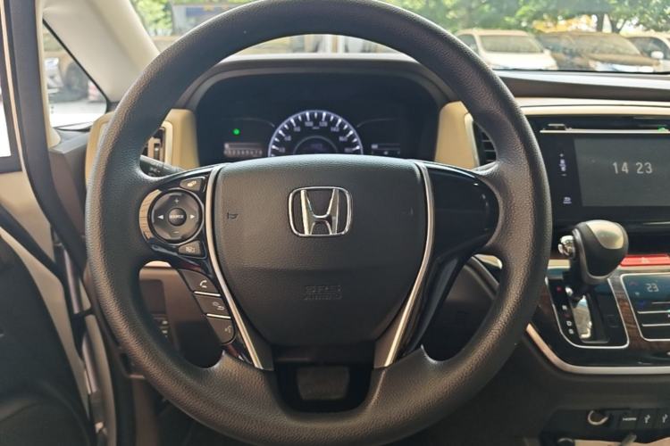Used Honda Odyssey 2017 2.4L Luxury Edition Steering Wheel