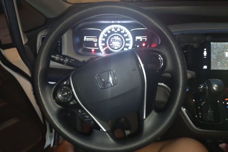 Used Honda Odyssey 2017 2.4L Luxury Edition Steering Wheel