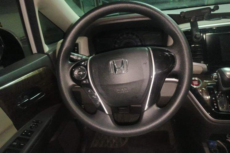 Used Honda Odyssey 2017 2.4L Luxury Edition Steering Wheel